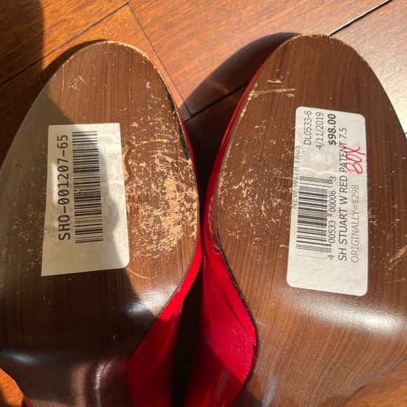 STUART WEITZMAN PLATSWOON CHERRY RED PUMPS NEVER WORN OUTSIDE - Picture 9 of 10